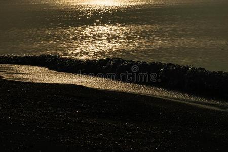 金色的波浪关于海质地