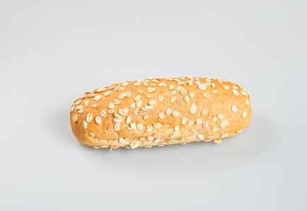 圆形的小面包或点心或热的狗圆形的小面包或点心向指已提到的人背景.