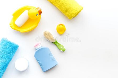 沐浴附件为小孩.黄色的橡胶鸭子,肥皂,海绵,Bruce布鲁斯