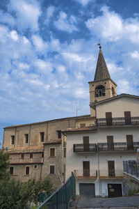 卡拉曼泰尔梅阿布鲁齐,意大利在历史上重要的教堂