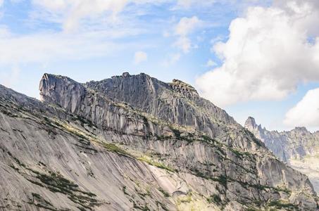 日光风景,看法向山和岩石,埃尔加基