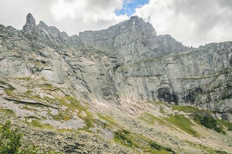 日光风景,看法向山和岩石,埃尔加基