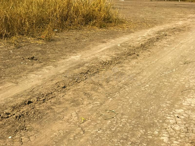 泥土使疲惫小路采用地方的国家