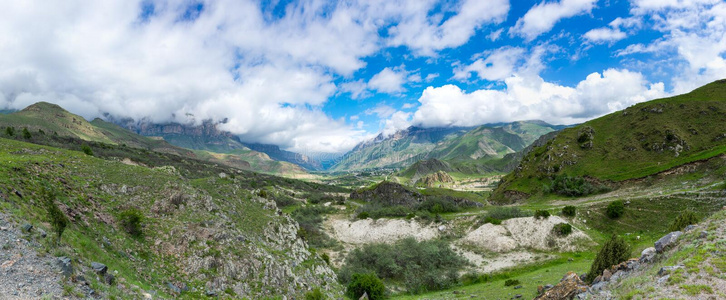 巴克桑山峡采用指已提到的人高加索山脉mounta采用s采用俄罗斯帝国