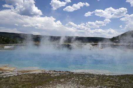 精益求精的间歇喷泉火山口黄石色国家的公园