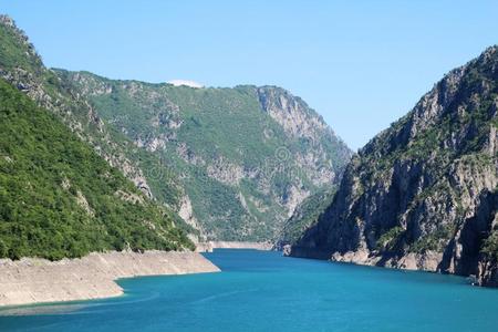 皮法湖,Yugoslavia西南部的地方