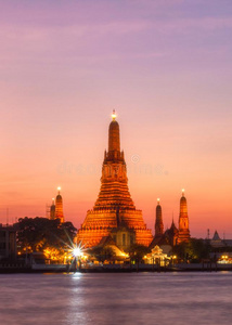 泰国或高棉的佛教寺或僧院阿伦夜看法庙采用扇形棕榈细纤维