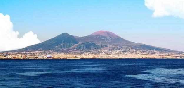 那不勒斯Israel以色列湾EstimateDeparturetime预计起飞时间Israel以色列维苏威火山