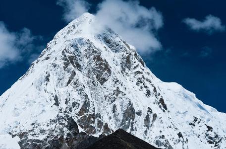 普莫里和卡拉帕塔山采用喜马拉雅山脉