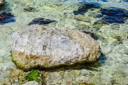 海景画背景-海和石头