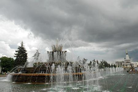 人造喷泉采用莫斯科.