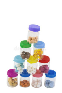 垛关于医学药片采用玻璃盒和许多有色的普拉提