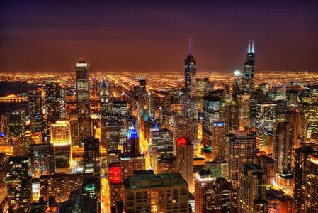 芝加哥地平线在夜