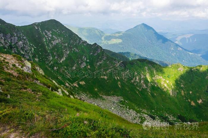 绿色的山关于乌克兰,喀尔巴阡山脉