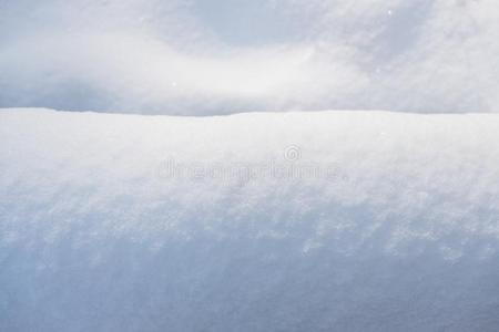 雪背景关在上面