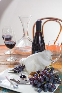 专业的红色的葡萄酒尝味事件和高的质量葡萄酒玻璃