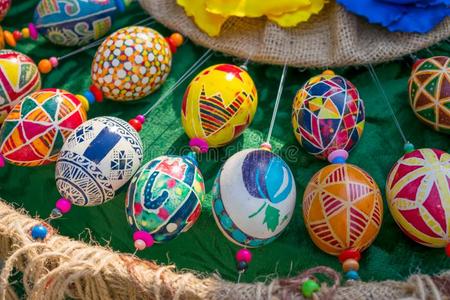 富有色彩的手描画的复活节卵和一v一riety关于p一tterns.Brazil巴西