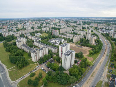 埃古勒斯地区空气的看法和许多块关于平地住宅采用