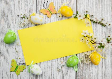 复活节卵和招呼卡片