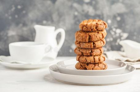 垛关于健康的♪Aquafaba♪严格的素食主义者甜饼干和茶水.素食者folio编页码