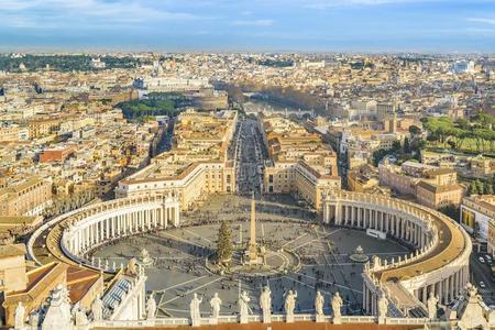 罗马空气的看法从圣人般的人渐渐枯竭长方形廊柱大厅看法point