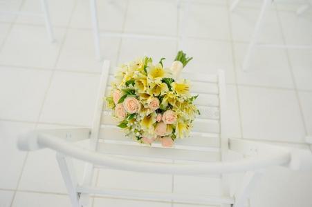 婚礼花束关于乳霜玫瑰和你的习惯