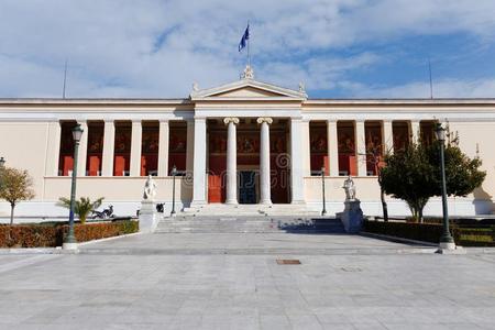 指已提到的人国家的综合性大学建筑物建筑物的正面照片