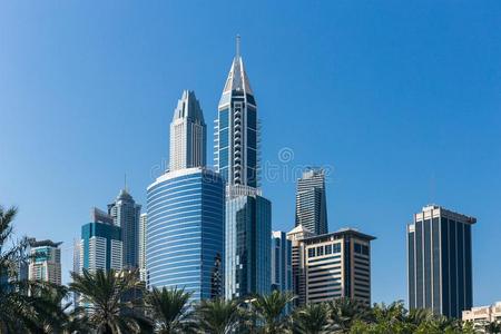 复杂的关于现代的建筑物采用迪拜UnitedArabEmirates阿拉伯联合酋长国