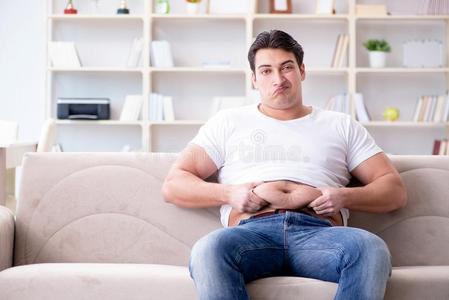 指已提到的人肥的极为肥胖的男人采用diet采用g观念那肥胖的肚子的