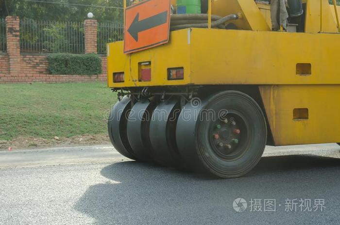 路滚筒机器工厂沥青路建筑物