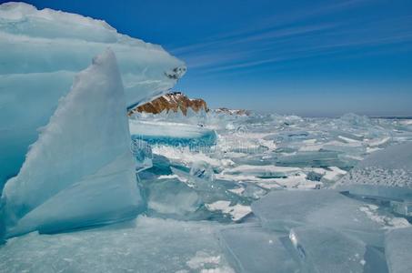 指已提到的人唯一的美好关于透明的冰关于湖贝加尔湖.
