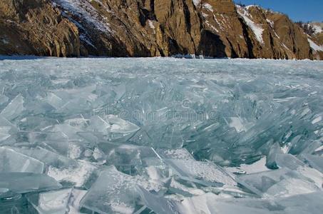 指已提到的人唯一的美好关于透明的冰关于湖贝加尔湖.