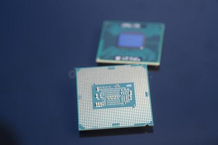 中央的处理单位中央处理器加工微晶片