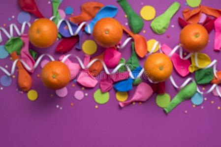 节日的海报气球桔子五彩纸屑狂欢节背景超
