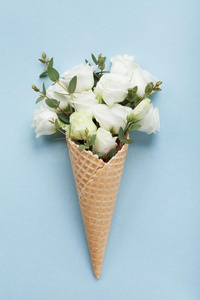 最小的作品和创造性的冰乳霜关于美丽的花