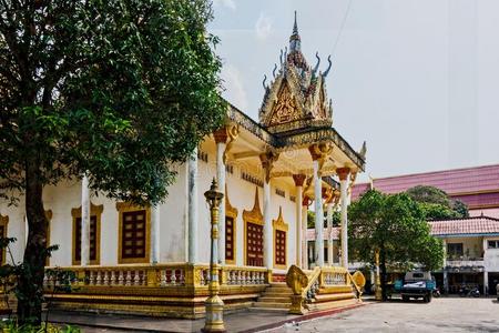 主要的庙泰国或高棉的佛教寺或僧院克莱采用西哈努克市.柬埔寨