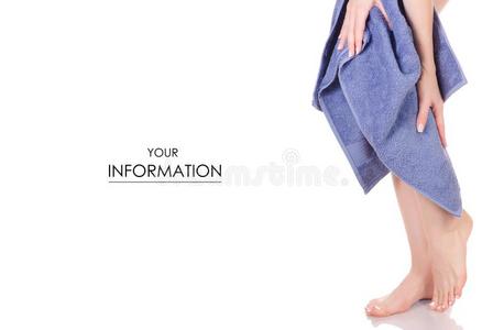 女性的脚脚后跟蓝色沐浴毛巾美好休闲健身中心模式
