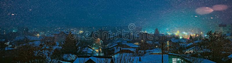 冬全景画关于城镇在夜