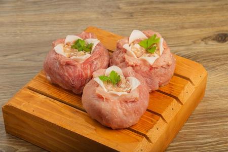 半猪肉图片