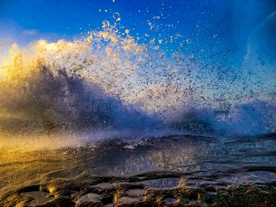 钱塘江潮水图片