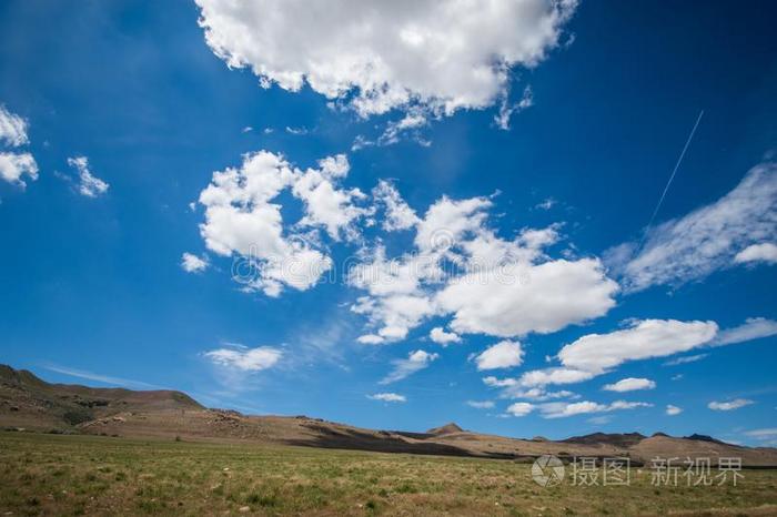 贫瘠的山麓丘陵地带风景采用羚羊岛国家公园采用犹他州