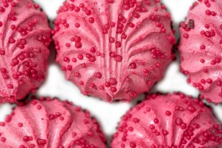 蛋糕盘子做手工自家制的粉红色的和风或蜀葵糖浆采用粉红色的盘子向