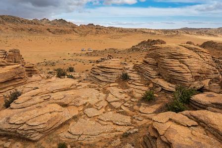 戈壁石头极好的看法在岩石form在i向s和堆积石头向花岗岩照片