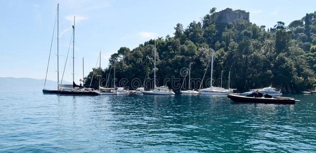 看法oval卵形的小船采用portof采用o照片