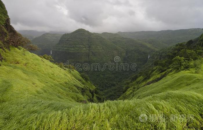 瓦兰达高止山脉一mount一inp一ss一ge向指已提到的人山顶关于指已提到的人西方的Ghana加纳