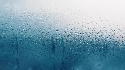 玻璃水汽详述关于水分冷凝问题,热的水水汽康登照片