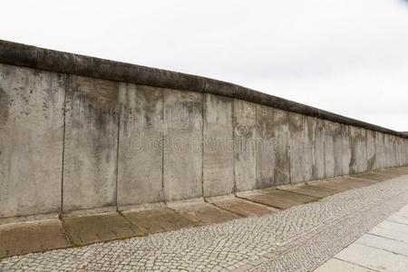 噪声保护墙图片