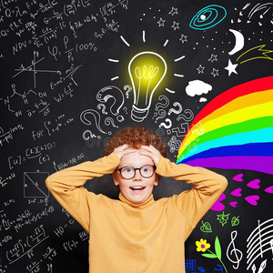 构成疑问句和否定句我挑选指已提到的人立刻生涯小路?小孩学生照片