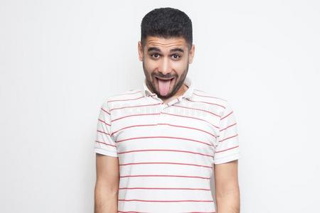 幼稚的样子图片