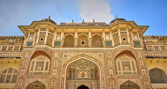 indication指示印度拉贾斯坦邦斋浦尔琥珀堡宫殿墙上的美丽装饰品美丽